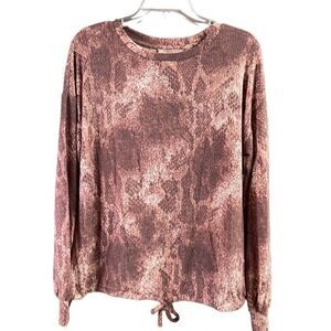 BRUSHED SnakeSkin Print Long Sleeve Pullover Shirt Size Large Blush Color NWT
